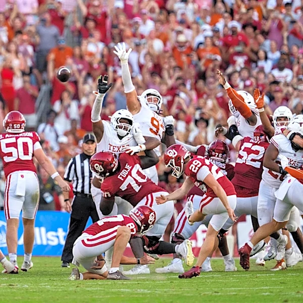 Texas, Florida fall in upsets as Georgia-Alabama showdown takes center stage