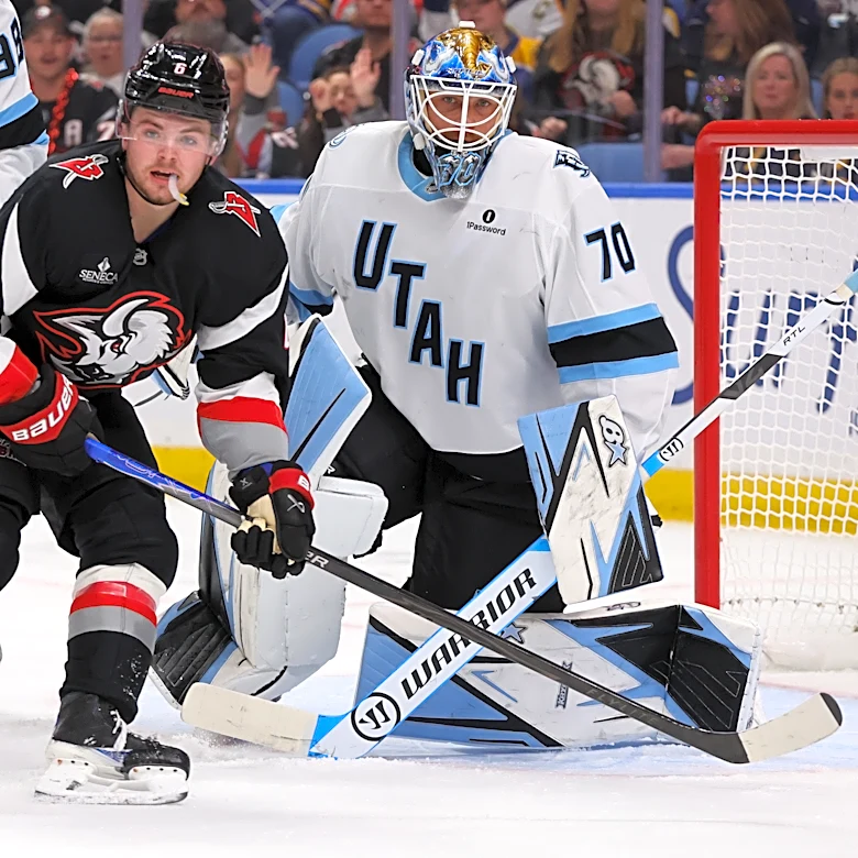 Mammoth bounce back to beat the Sabres 4-1 to close trip