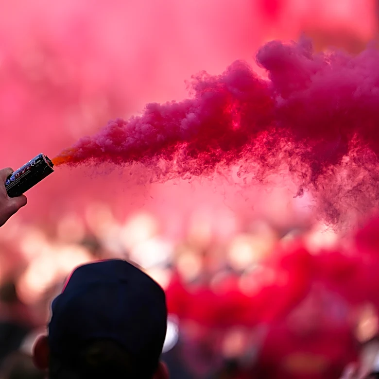 Man City team bus avoids Liverpool fans ahead of Premier League clash