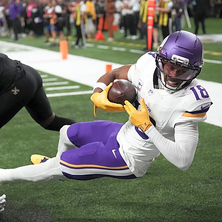 Jefferson, Jones and Murray all produce to help the unbeaten Vikings top the slumping Saints 23-13