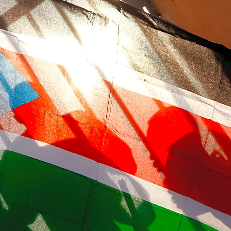 Clashes between rival groups in central South Sudan leave scores dead