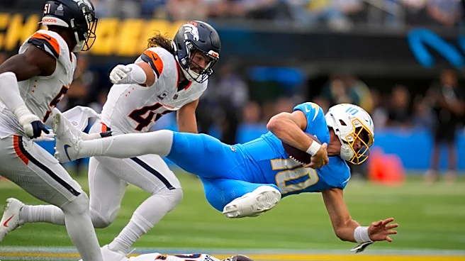 Broncos defense keeps Denver competitive while offense remains shaky
