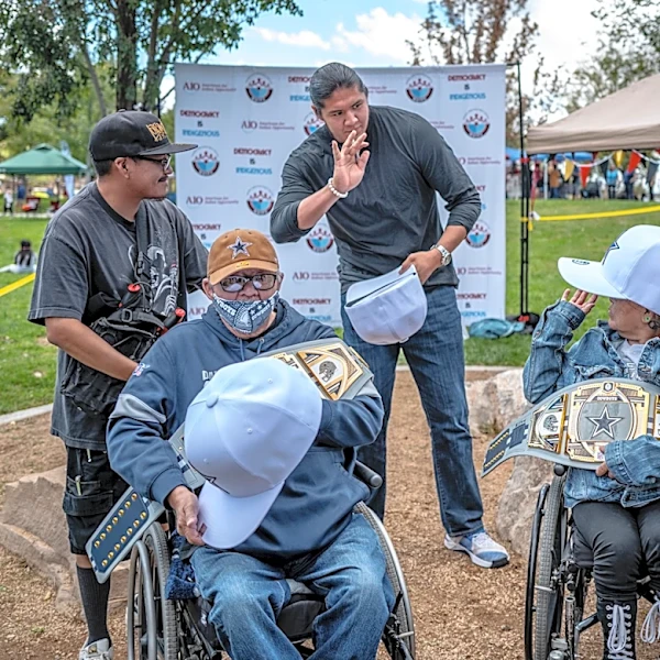 Shiyazh Pete, first Navajo NFL player, recognized on Indigenous Peoples Day