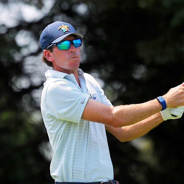 Ben Kohles bets on himself by going to Japan and closes in on a PGA Tour card