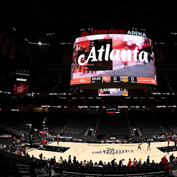 WNBA moves up Game 3 of Finals by a day to allow Atlanta Dream to host Valkyries at State Farm Arena
