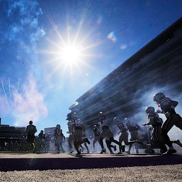 Judges sound a skeptical note about players arguments in key college eligibility case