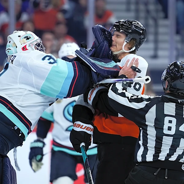 Kraken beat Flyers 3-2 in shootout as Philadelphia’s winless start reaches 8 games