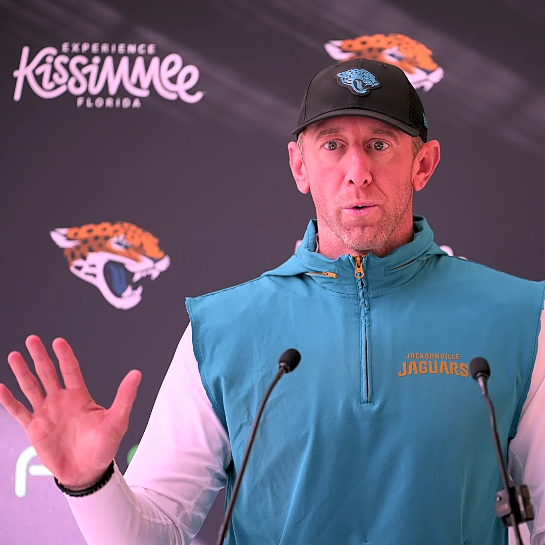 Jags coach Liam Coen says costly delay-of-game penalties vs. Eagles were 'directly on me'