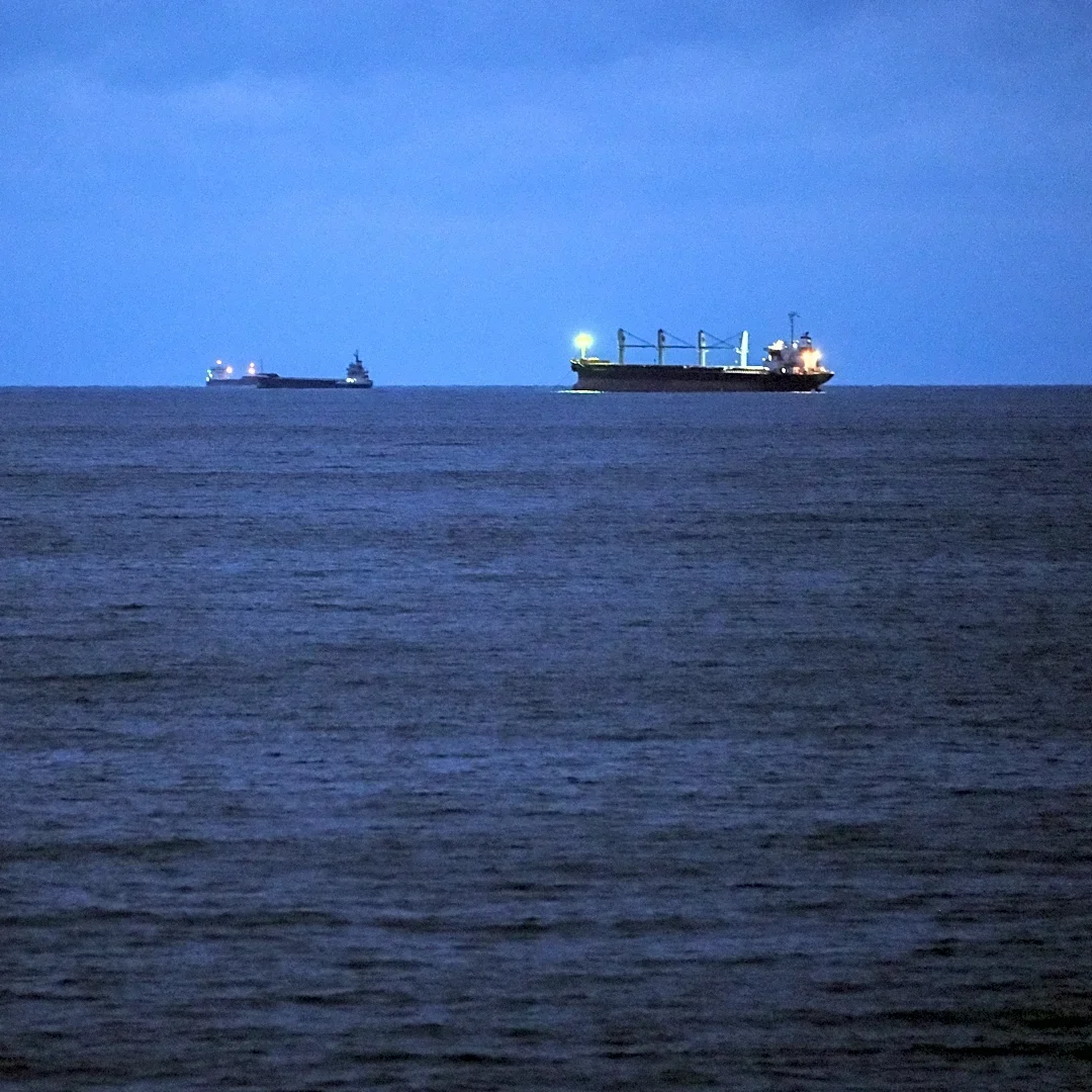Romanian authorities launch rescue after another Black Sea ship fire leaves 8 missing