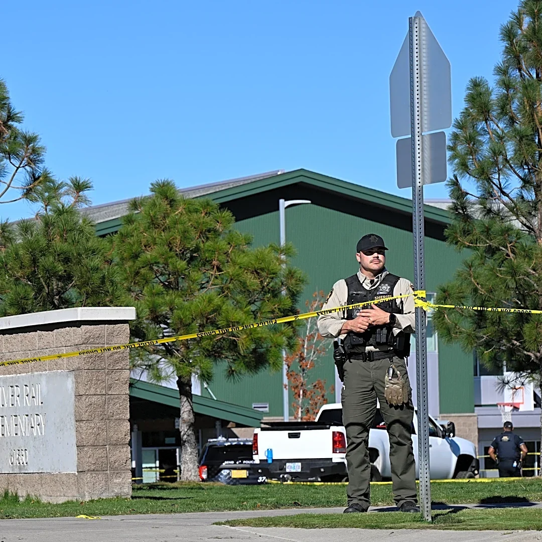 5 people believed dead following shooting at Oregon elementary school, 2 officials tell AP