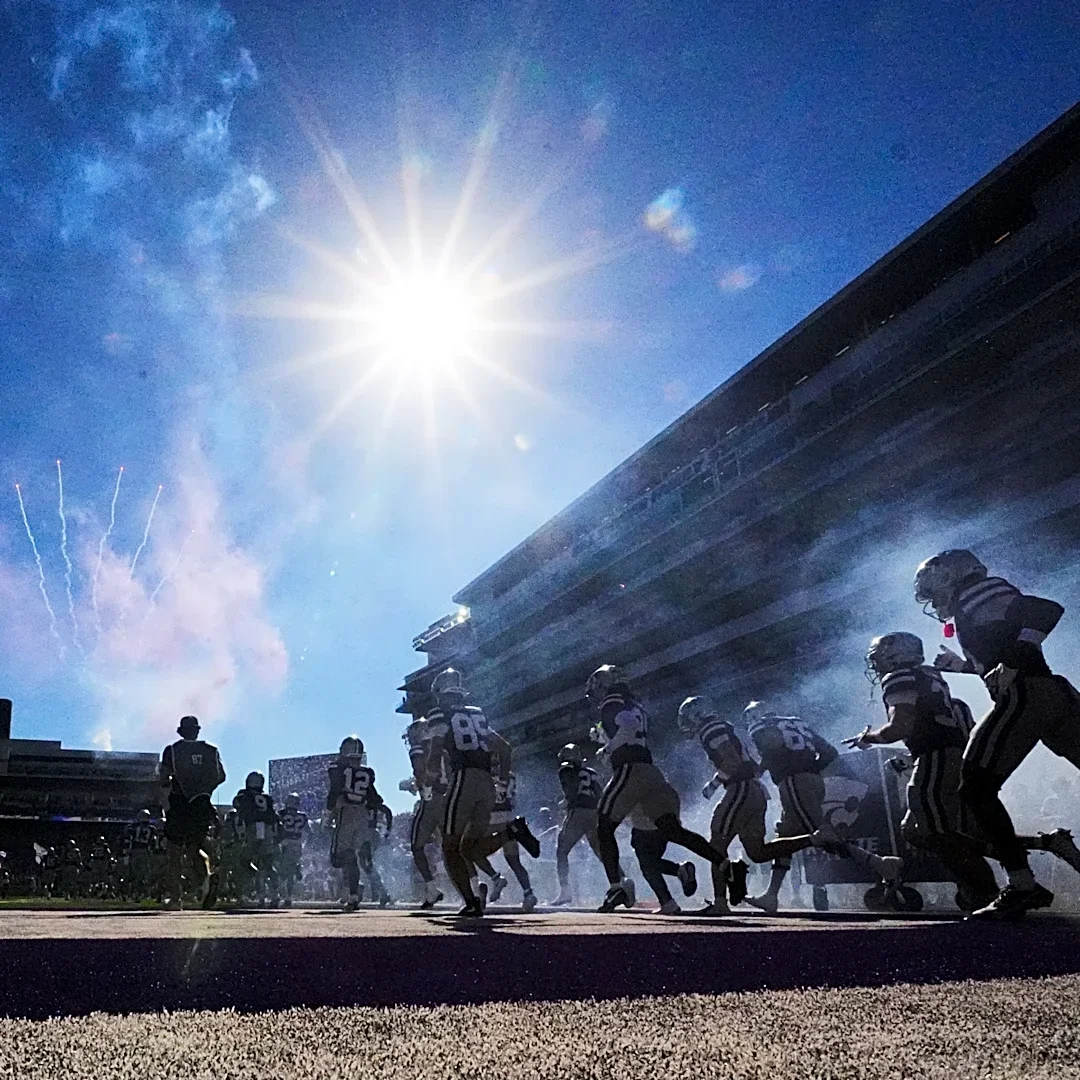 A desperate Sunflower Showdown on deck as Kansas and Kansas State fight to save their seasons
