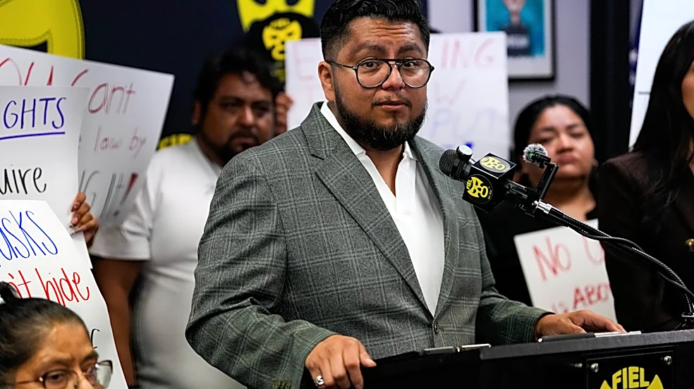 ICE pursuit in Houston that broke a man's leg targeted a suspect who died years ago, family says
