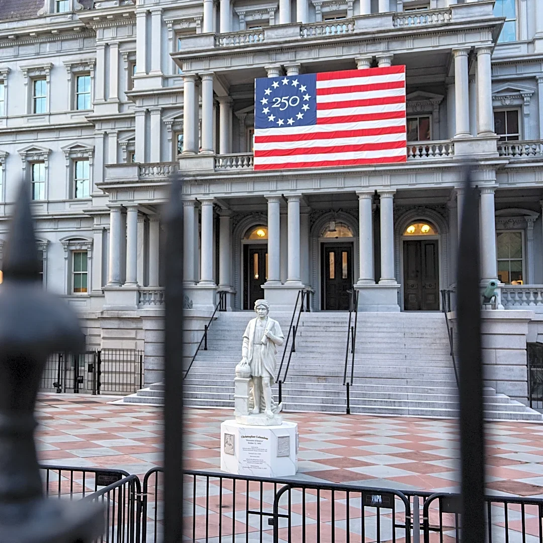 Painting Eisenhower Building would diminish historic character of White House complex, report says