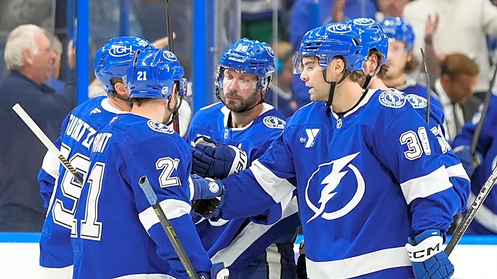 Lightning storm back from 2-goal deficit to beat the Canucks 4-2