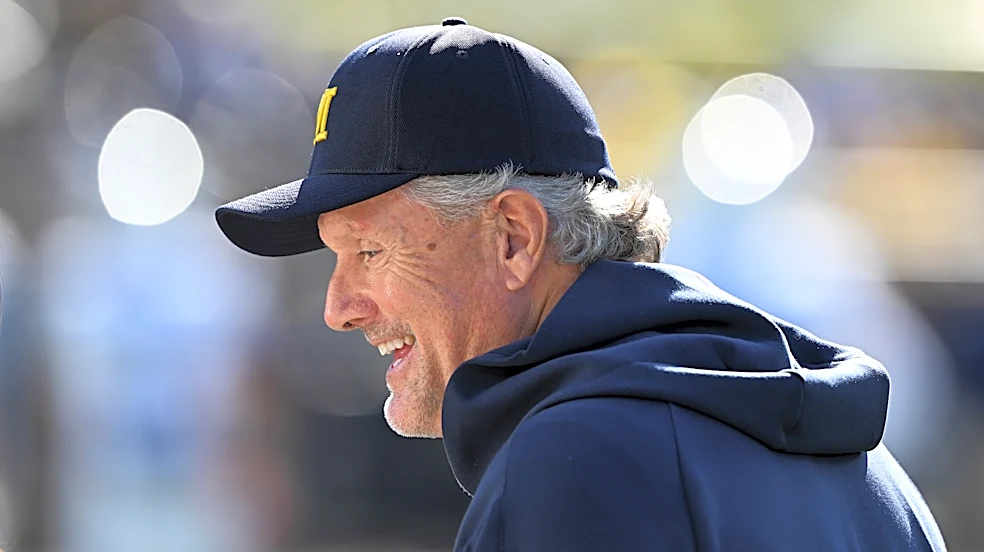 Tommy Carr replaces benched Bryce Underwood, leads Michigan to 21-18 win over Penn State