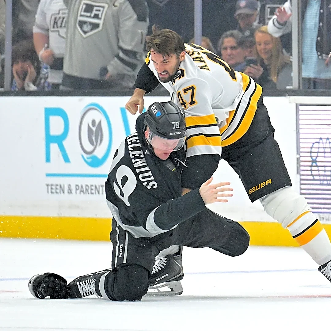 Bruins beat the Kings 4-1 for their 5th straight victory