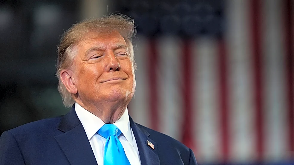 Trump's new pitch for Republican candidates — they're really good looking