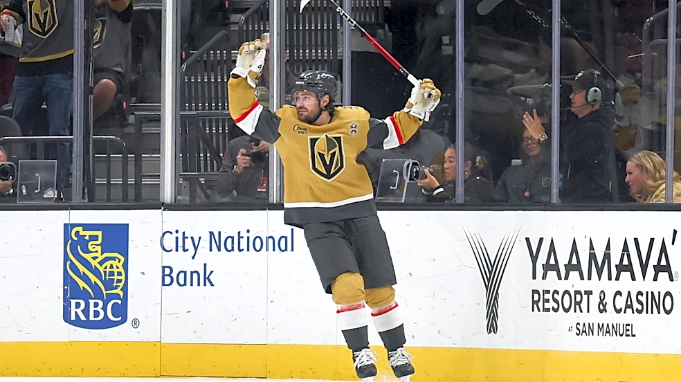 Golden Knights rout Penguins 6-2 as Mark Stone nets a goal and 2 assists