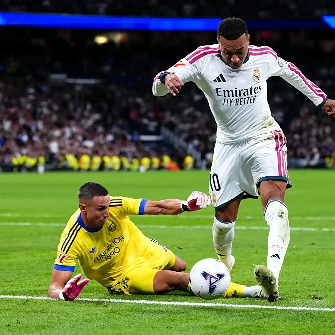 Mbappé stars as Madrid beats Sevilla 4-1, 50-meter goal in England, Freiburg's 1st Bundesliga loss