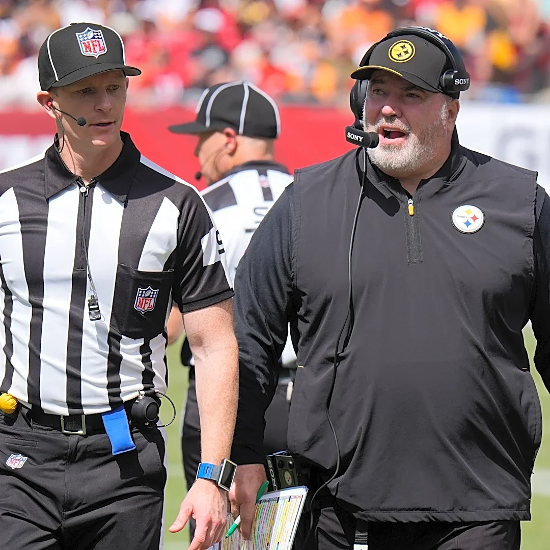 Steelers coach Mike McCarthy shrugs off foot injury after halftime tent visit