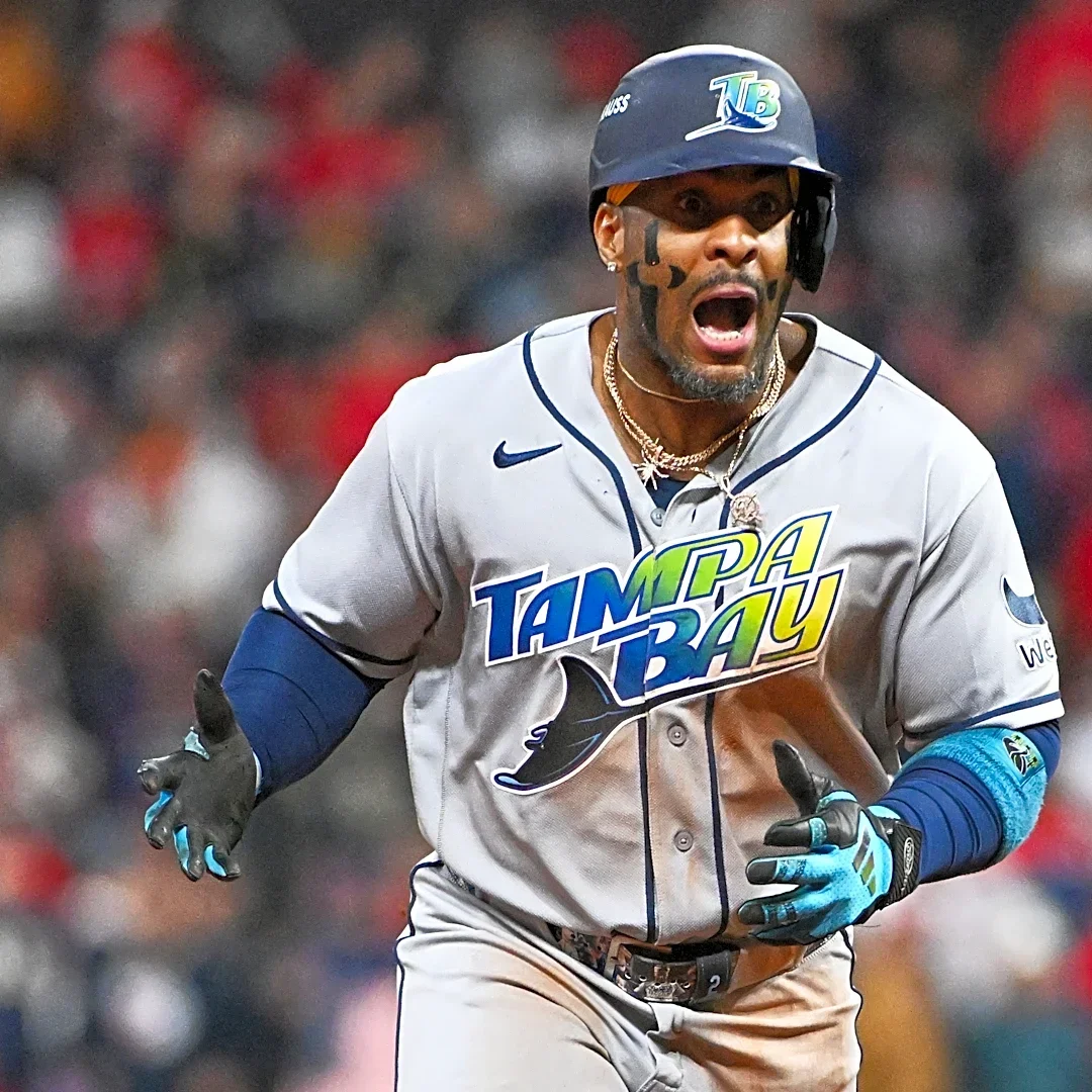 Yandy Díaz's 3 hits spark Rays in Game 5 win over Guardians, raising postseason average to .314