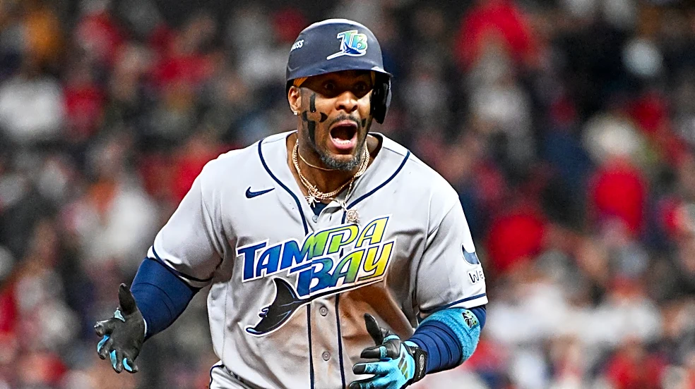 Yandy Díaz's 3 hits spark Rays in Game 5 win over Guardians, raising postseason average to .314