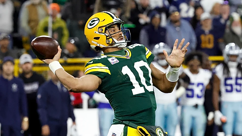 Jordan Love, Green Bay's defense lead the way in Packers' 23-13 victory over Cowboys