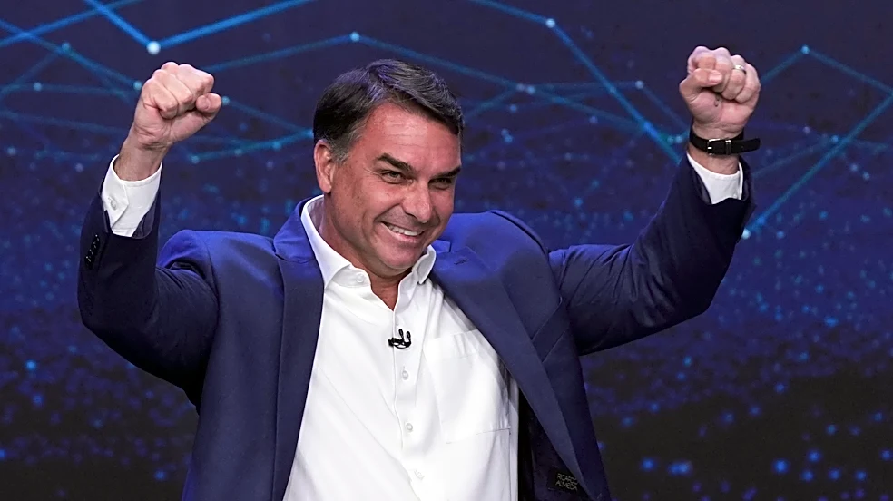 Corruption is a top concern for Brazilian voters ahead of runoff between Bolsonaro and Lula