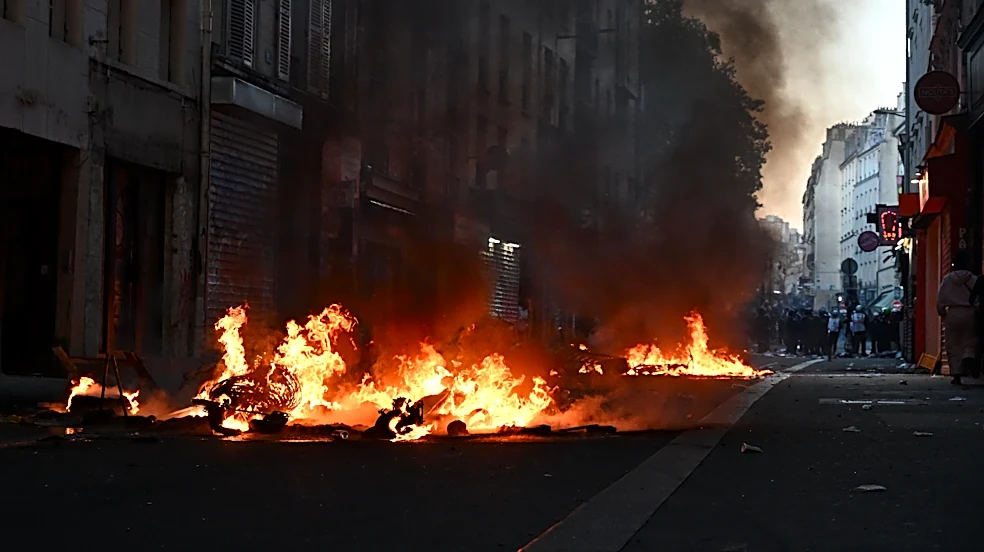 PSG-Barcelona match in Champions League to go ahead amid shock over France’s violent unrest