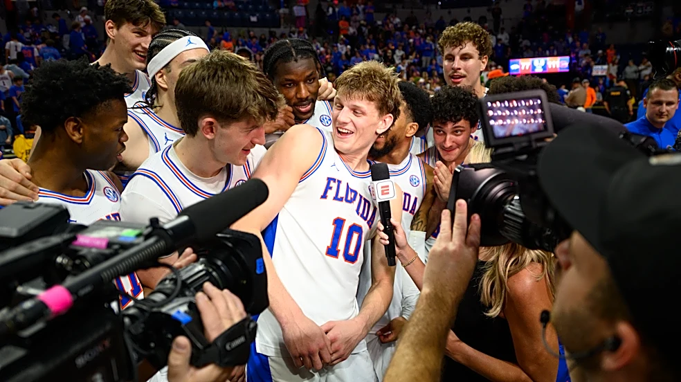 Florida is No. 1 in preseason AP Top 25 men's poll as Duke, Illini also receive first-place votes