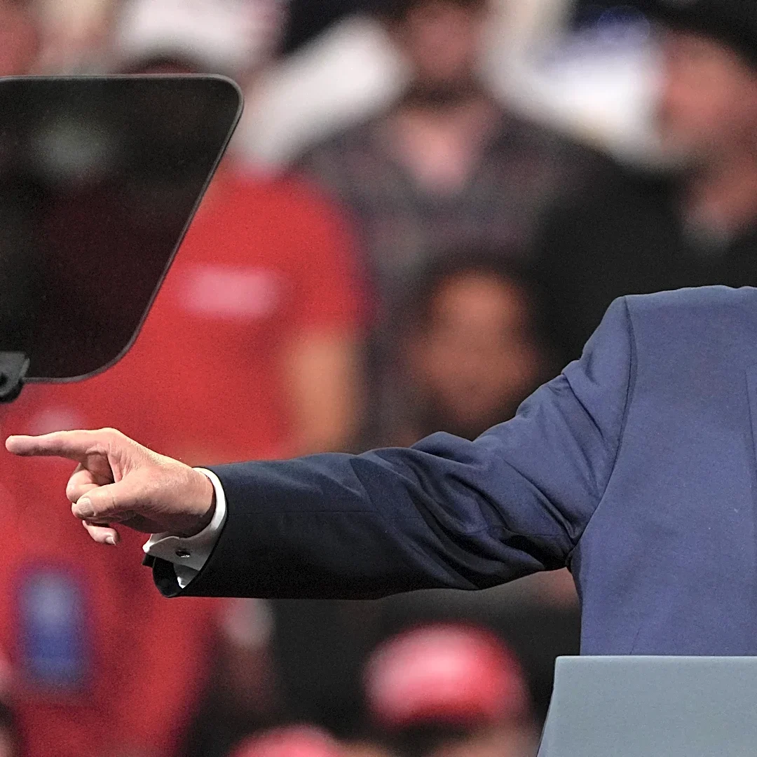 Trump rallies in Kansas as rising farm costs fuel Republican concerns about voter turnout