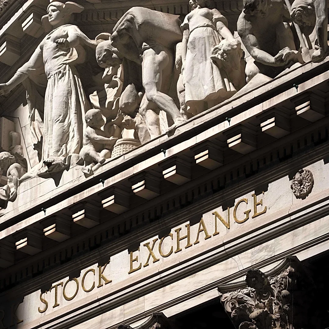 US futures dip as AI sell-off returns and oil prices rise sharply