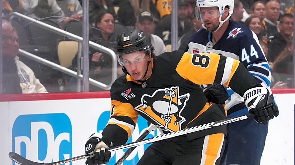 Penguins forward Ben Kindel hospitalized in Utah after having medical emergency on team flight
