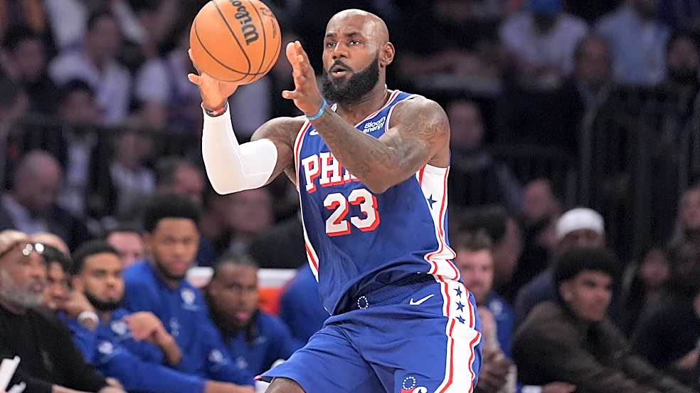 LeBron James opens 24th NBA season hoping for his own banner night with the Philadelphia 76ers
