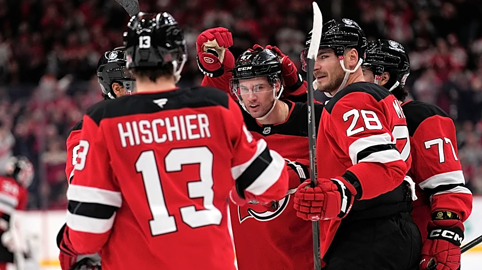 Jake Allen makes 31 saves as the Devils defeat the Avalanche 4-3