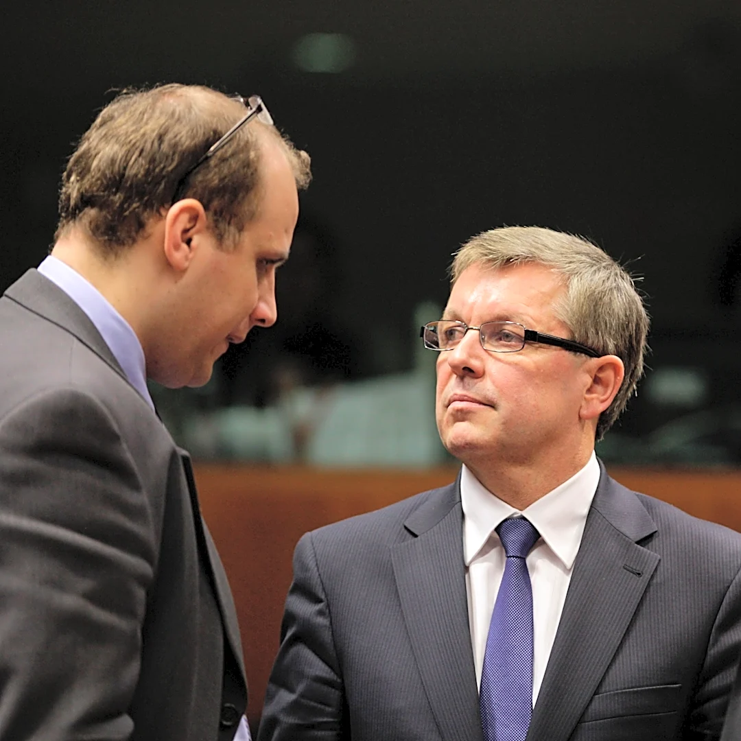 Hungarian police arrest Orbán-era central bank governor on suspicion of fraud and abuse