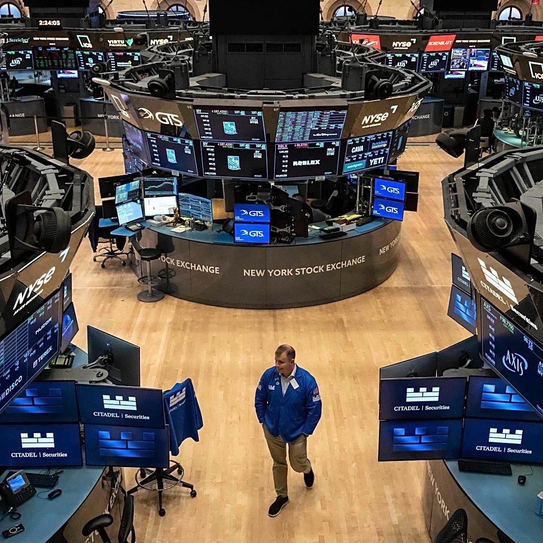 US stocks open higher following strong profits reports from companies including SpaceX