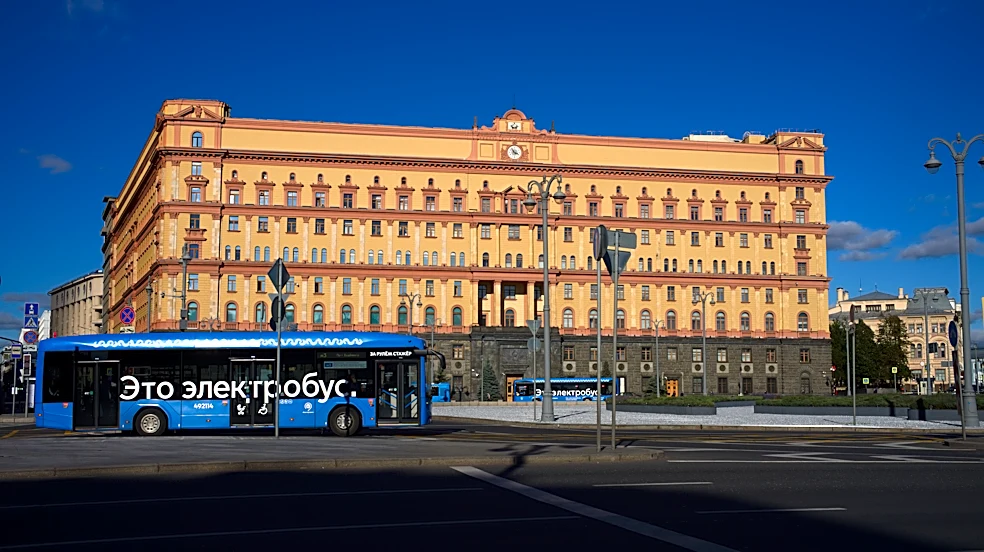 Russia says it has detained a German who faces charges for serving in Ukrainian army