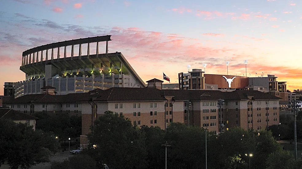 Texas bans a fan who made obscene gesture at Florida players