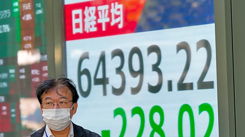 World shares retreat as report of damage to oil takers pushes oil prices higher