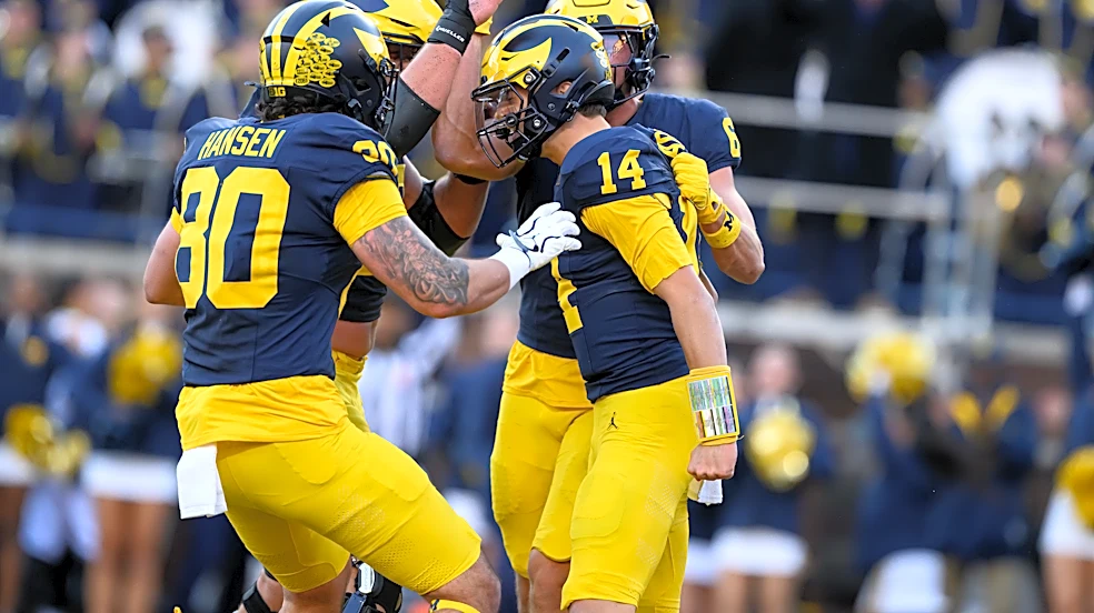 Big Ten schedule has three Top 25 teams going on the road to face unranked foes