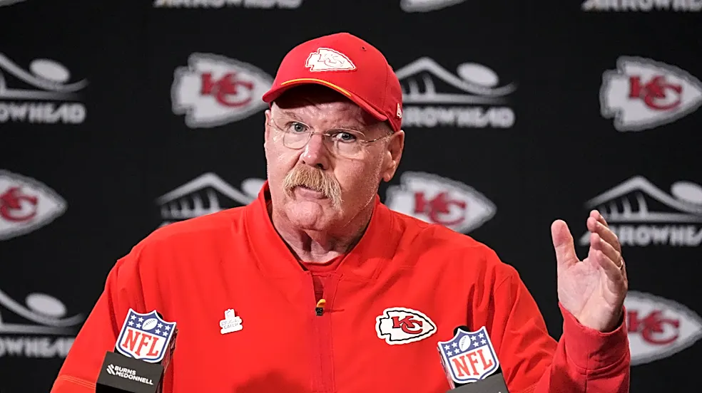 Chiefs place left tackle Josh Simmons on injured reserve with a bulging disk in his lower back