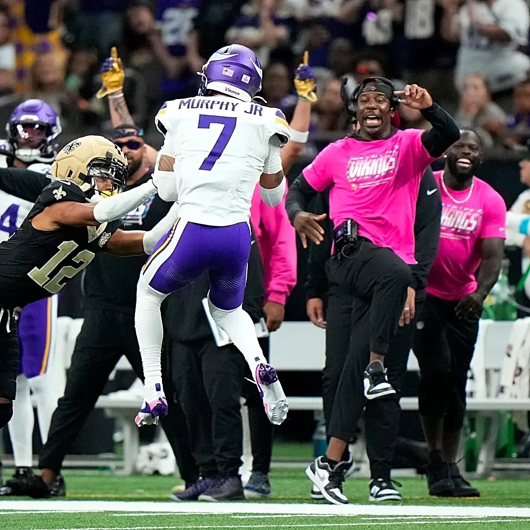 Unbeaten Vikings' dominant defense presents an untimely test for Daniel Jones and the reeling Colts