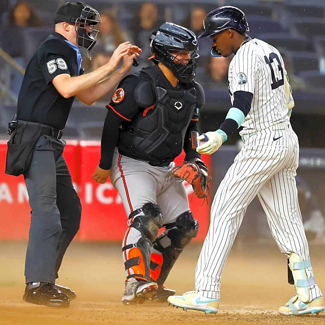 Nic Lentz and Gabe Morales to make World Series umpiring debuts, part of crew headed by James Hoye