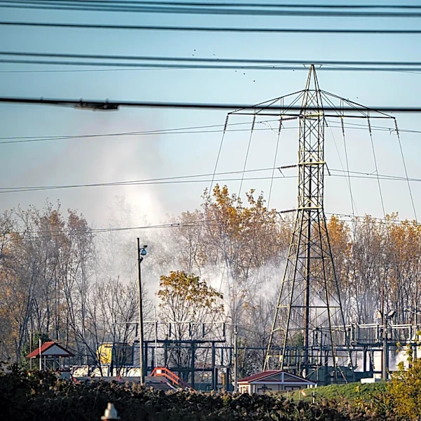 Toledo, Ohio, mayor says employee error caused chemical leak, lifts remaining evacuation orders