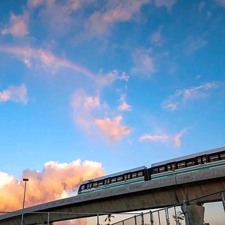 Some US transit systems weigh whether to run trains without a human at the controls