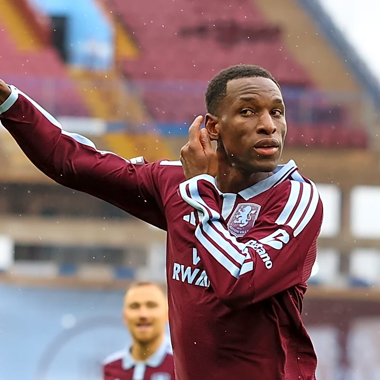 Man City’s perfect start to Premier League season ends with a 2-1 loss at Aston Villa