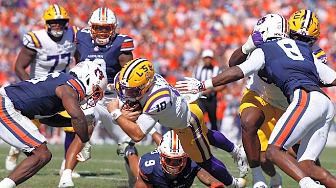 Sam Leavitt accounts for 4 TDs as No. 18 LSU handles Auburn 38-17 on the Plains