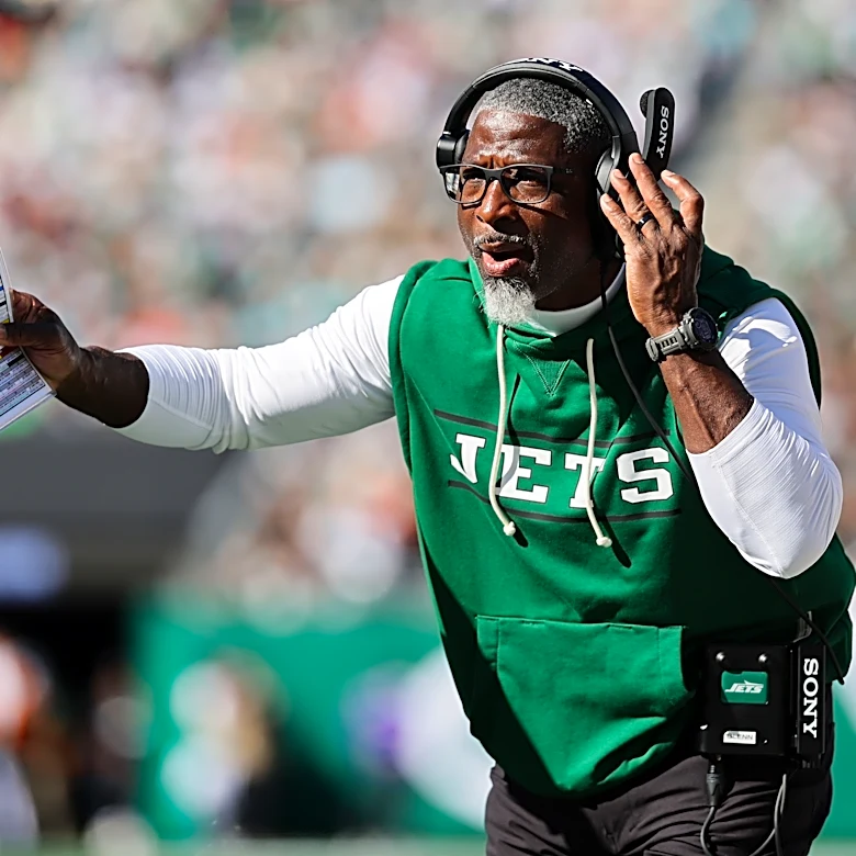 Aaron Glenn's seat heating up as Jets fall to 2-5 after loss to winless Dolphins
