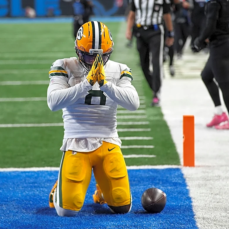 Packers' Josh Jacobs has 91 combined yards, TD catch in return after domestic violence case